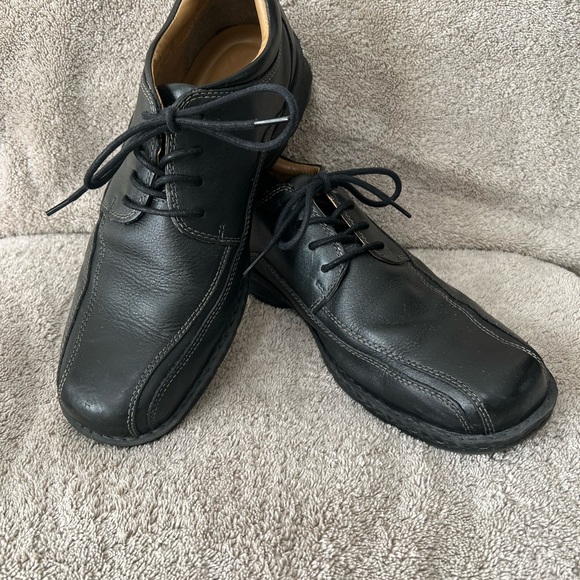 Dockers Trustee Black Leather Oxfords Smooth Lace-Up - Picture 1 of 9